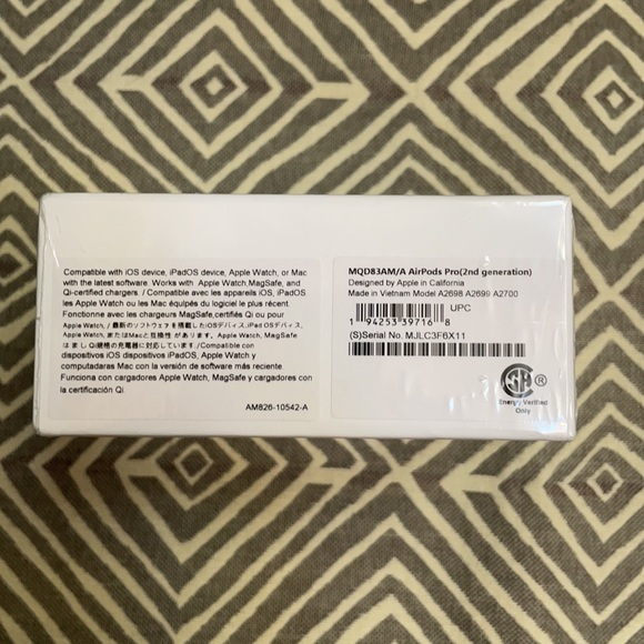 Apple AirPods Pro (2nd Gen) Bluetooth - White - Picture 2 of 4